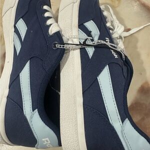 Reebok Women’s Navy and Light Blue Sneakers